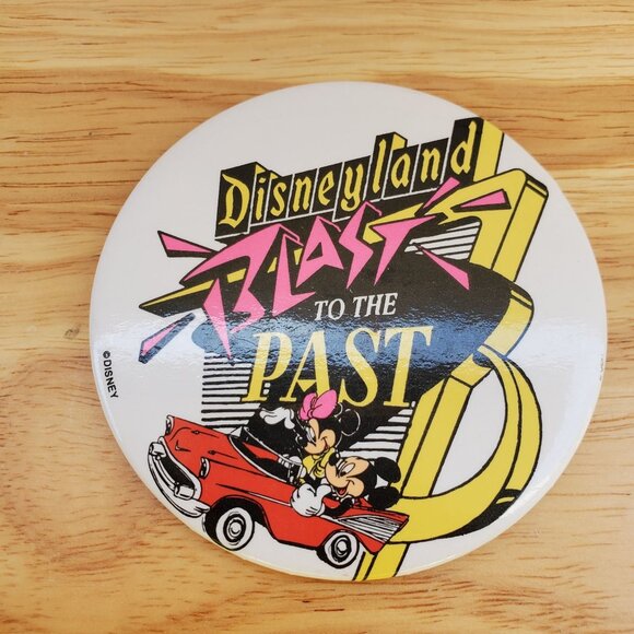 Disneyland "Blast To The Past" Button Pin Retro 1980s Minnie & Mickey Mouse - Picture 1 of 3